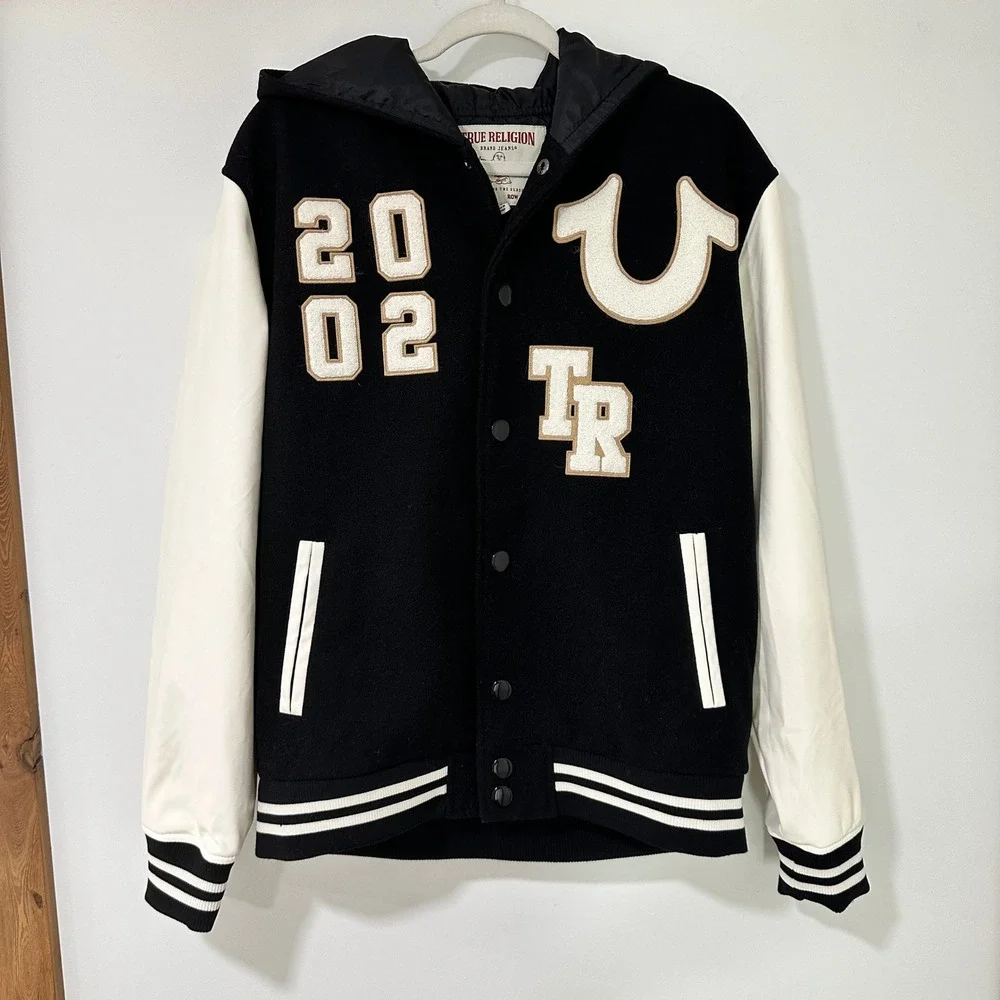 True Religion Mens Varsity Jacket 2002 Poly Blend Hooded Letterman Medium Black